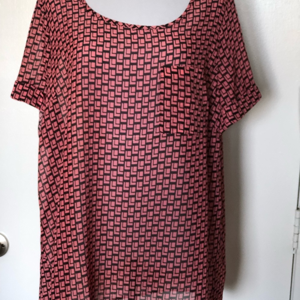 CS Focus Deep Peach/Black Blouse